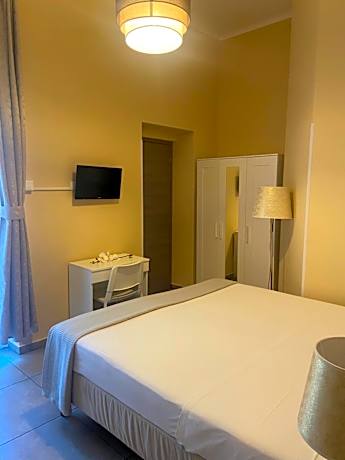 Deluxe Double Room with Shower