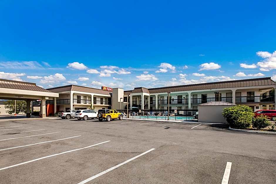 Clarion Inn Cleveland near University
