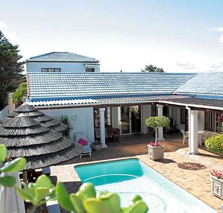 Dolphin Inn Blouberg