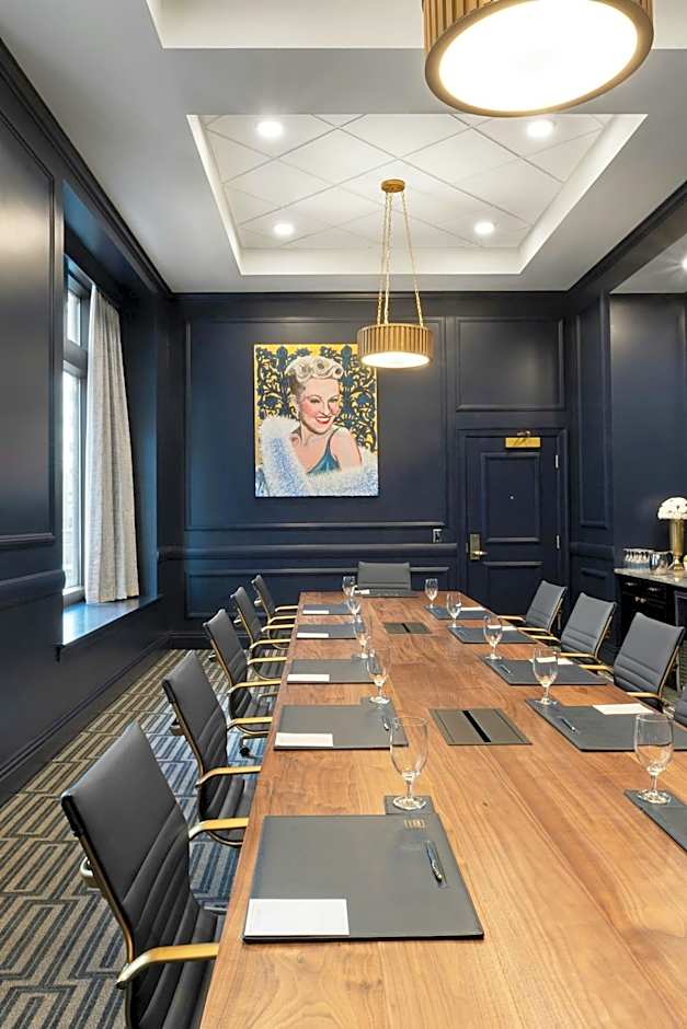 Hotel Saint Louis, Autograph Collection by Marriott