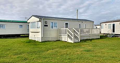The Burrows Holiday Caravan, Seal Bay
