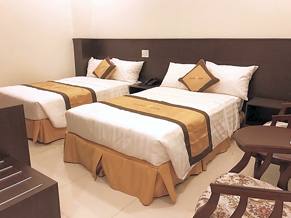 LUCKY STAR HOTEL