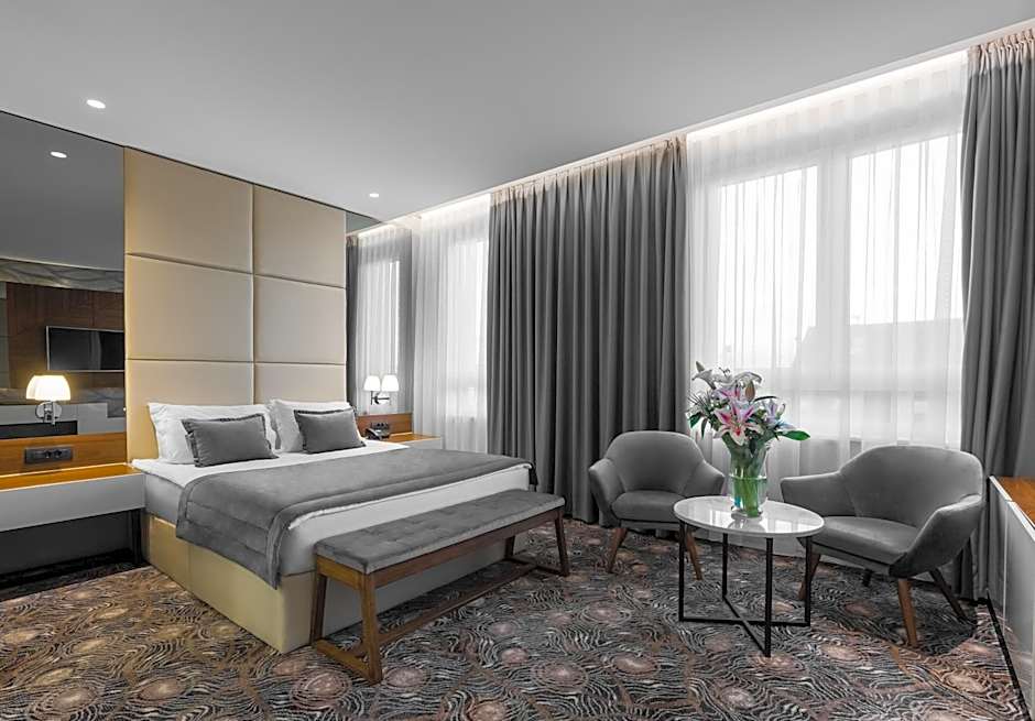 Sky Hotel