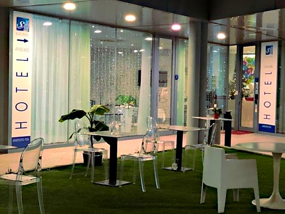 Blue Shades Hotel