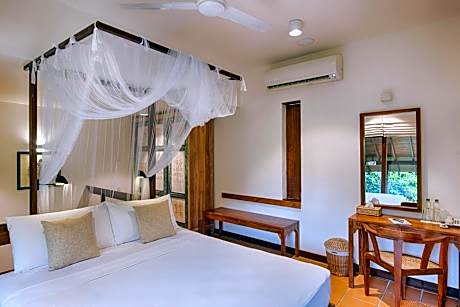 Classic Double Room with Yoga