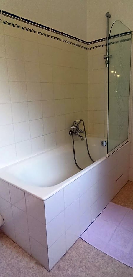 CHÂTEAU CAGNINACCI B&B