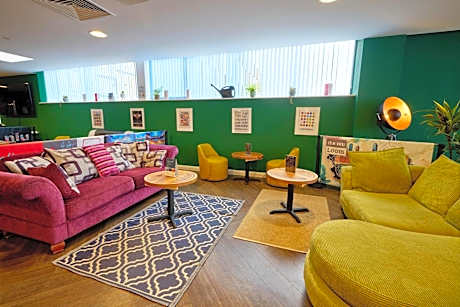 Holiday Inn - the niu, Loom Manchester North By IHG