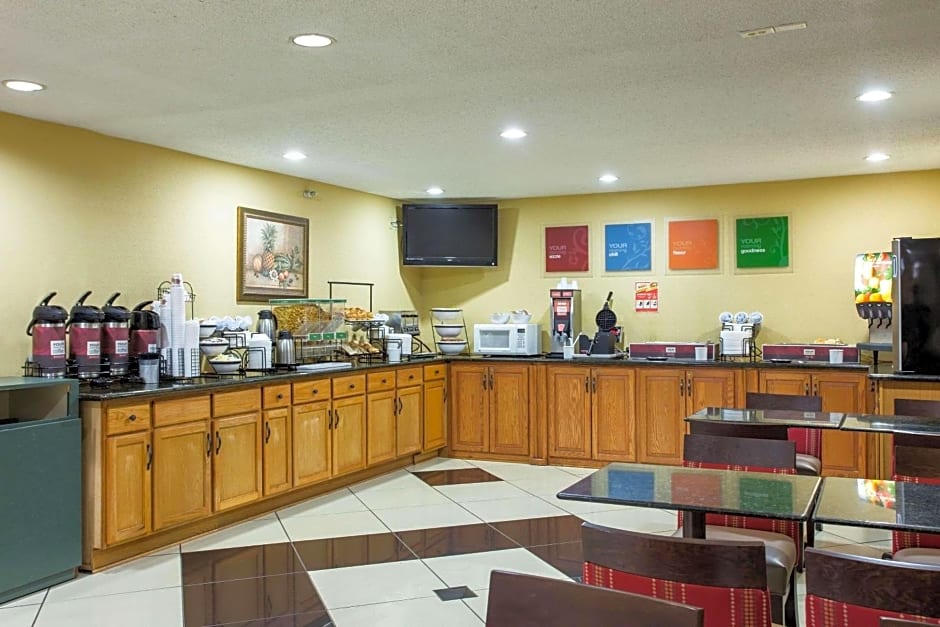 Comfort Inn Columbia - Bush River