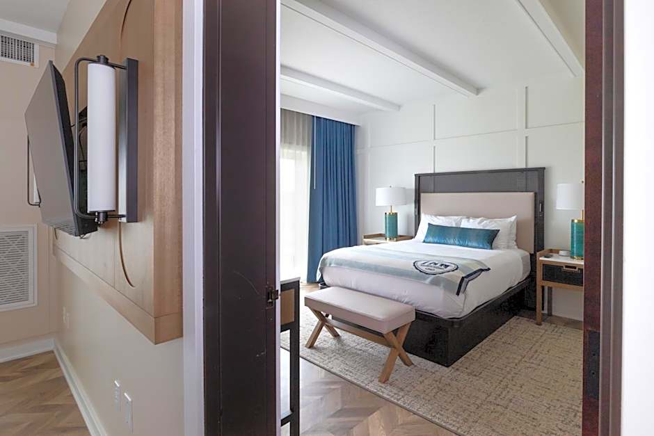 The Inn at Harbor Shores