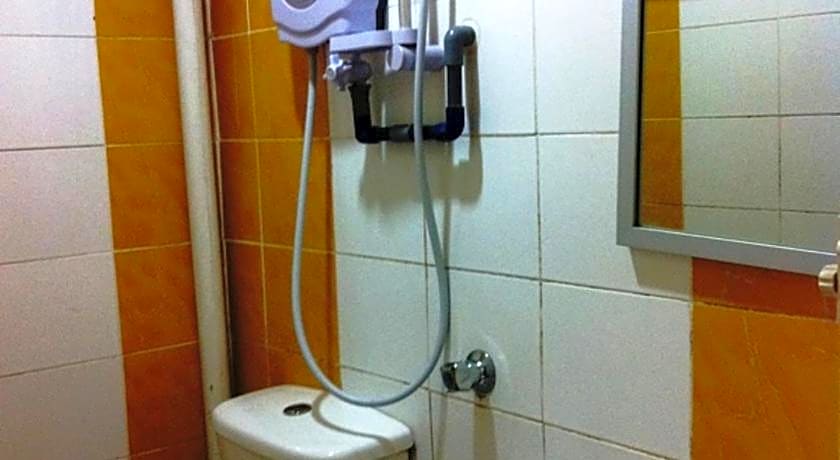 Hotel Traveller