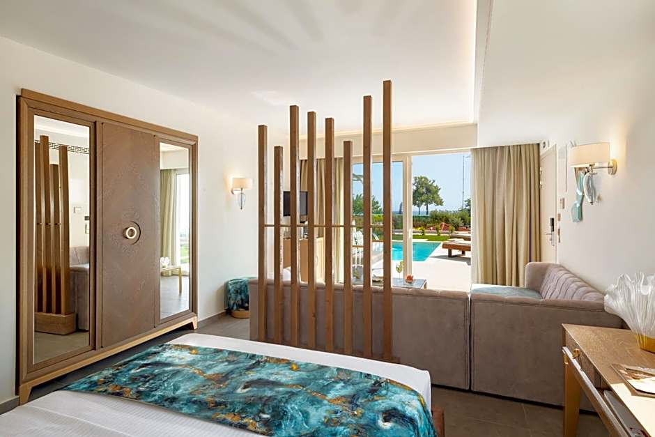 Alexandra Elegance Bridging Generations