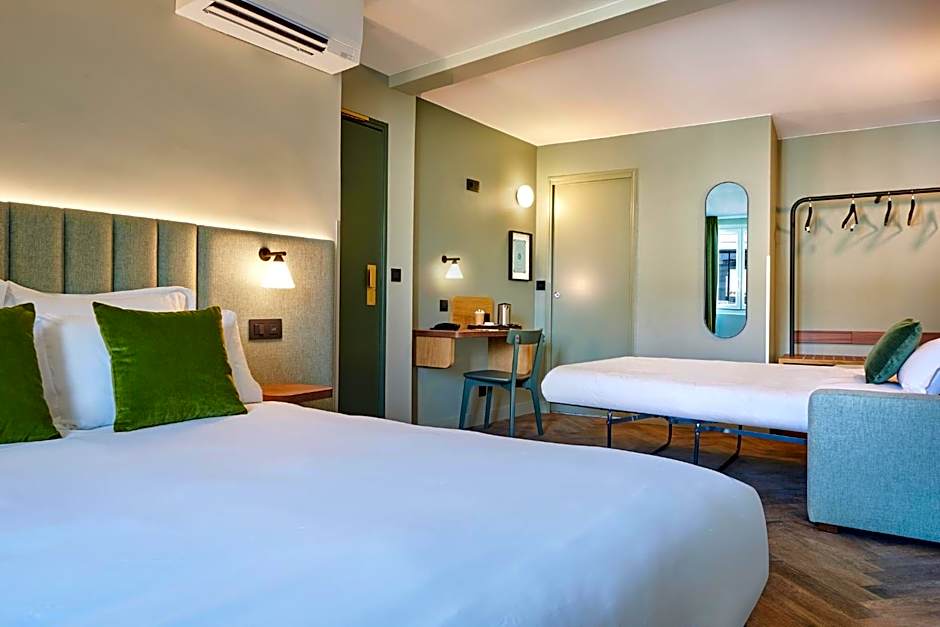 Hotel 10 Opera by HappyCulture