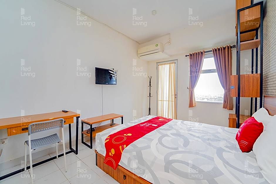 RedLiving Apartemen Easton Park Jatinangor - Rajes Room