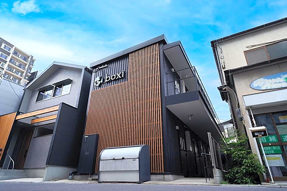 Boxi Hakata 1