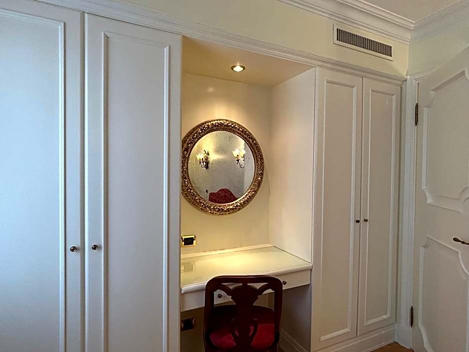 All Suites Torre Dell Orologio