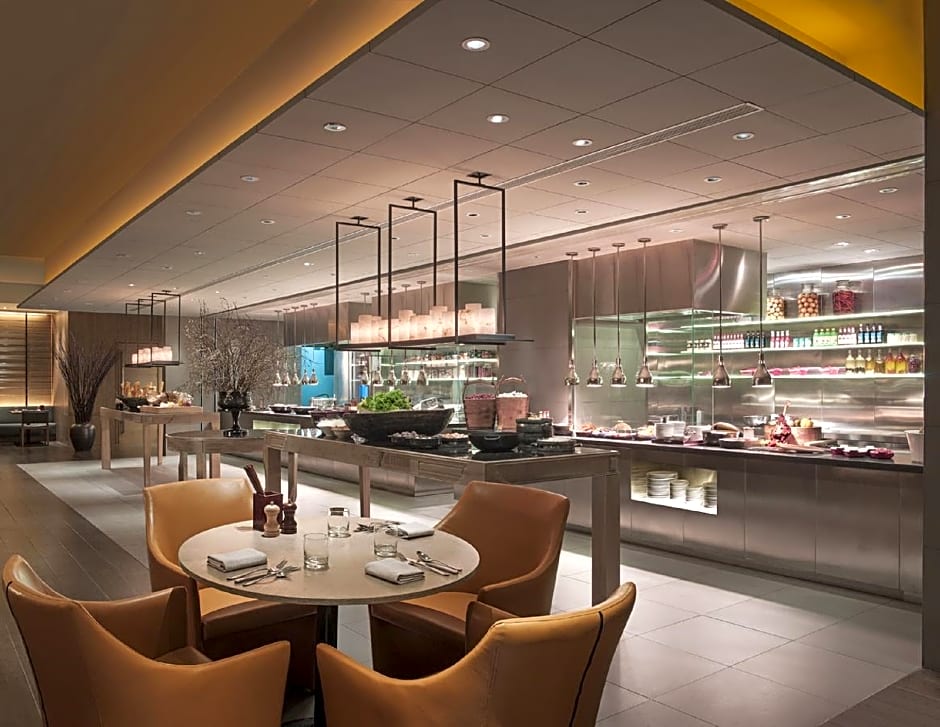 New World Dalian Hotel