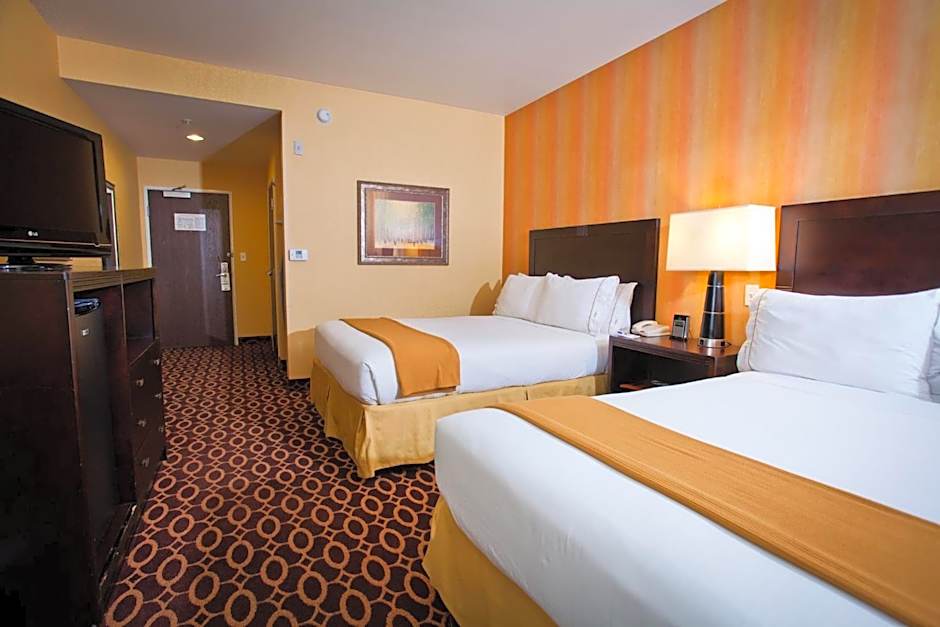 Holiday Inn Express & Suites Sacramento NE Cal Expo By IHG