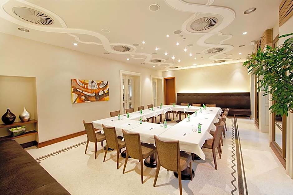 Roset Boutique Hotel