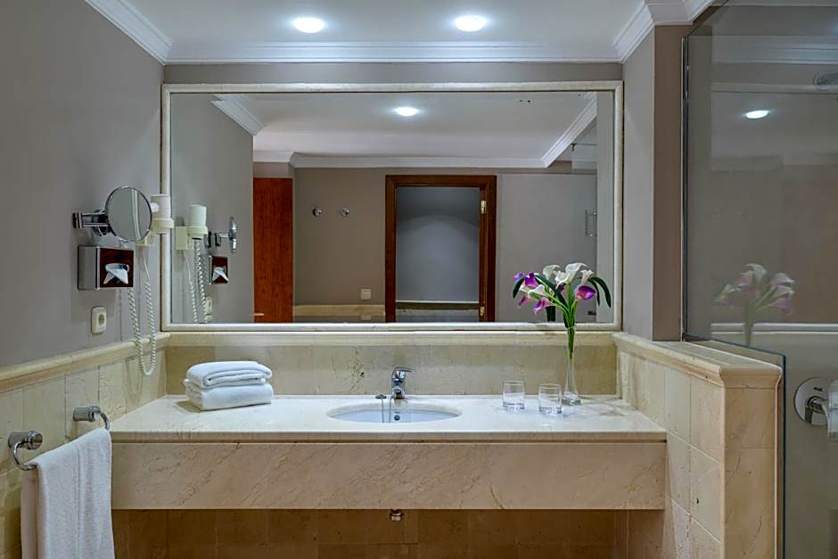 Hipotels Natura Palace Adults Only