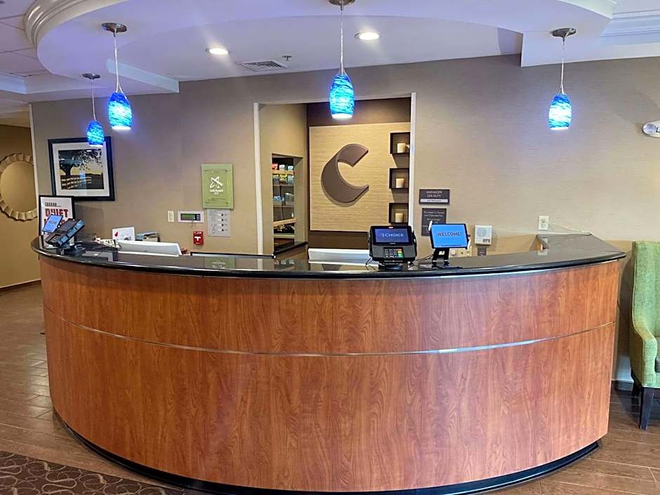 Comfort Suites Lancaster Amish Country