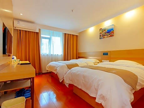 GTI - Fashion Family Room