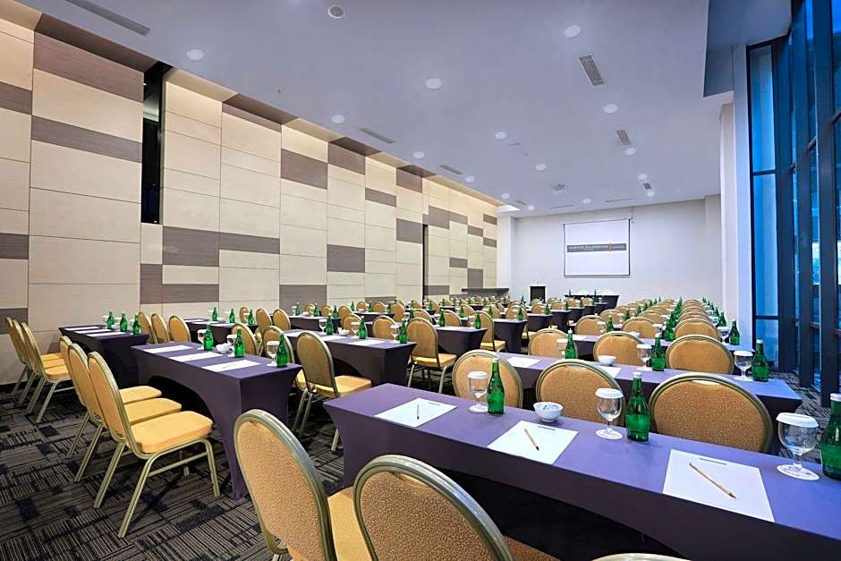 Harper Palembang by ASTON