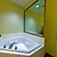 Country Inn & Suites by Radisson, Rock Falls, IL