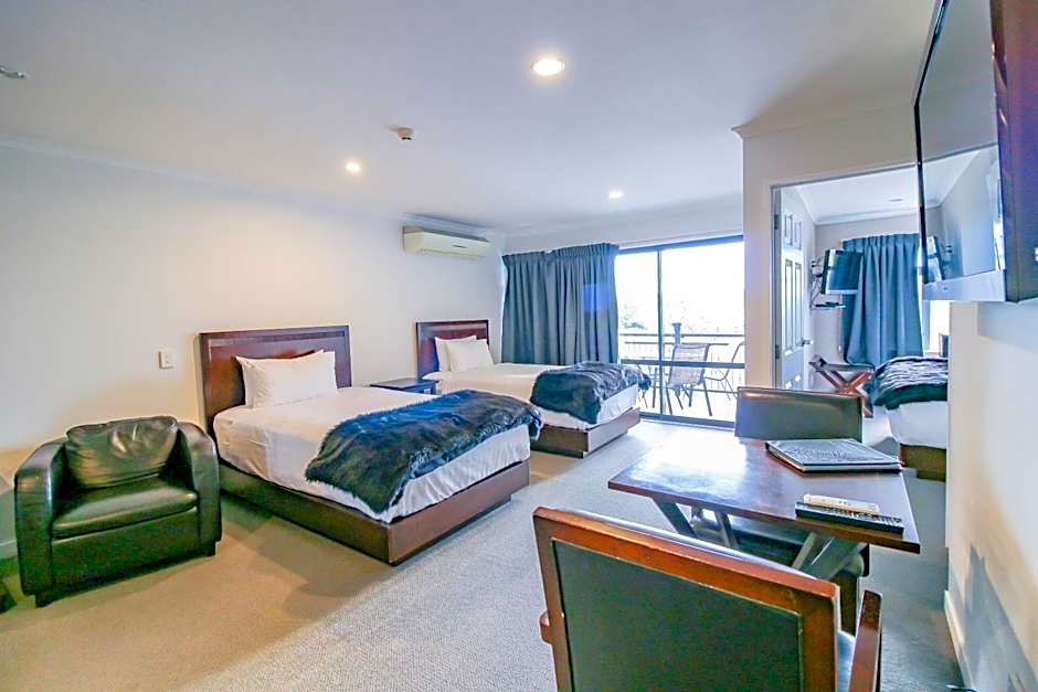 Aotea Motor Lodge