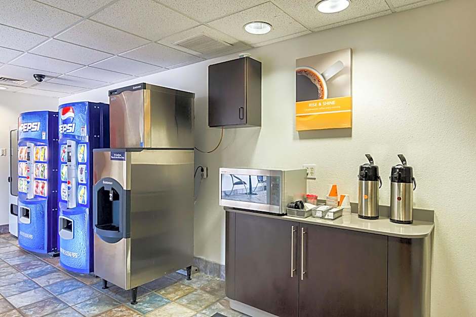 Motel 6-Wheatland, WY