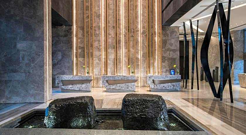 Renaissance by Marriott Haikou Hotel