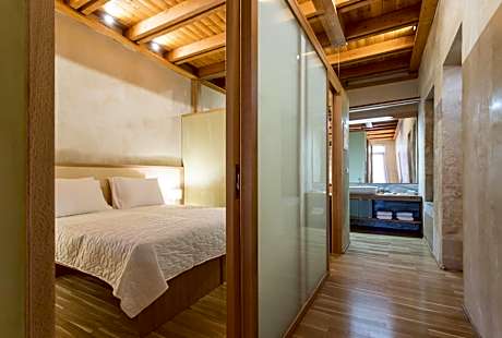 Suite with Balcony