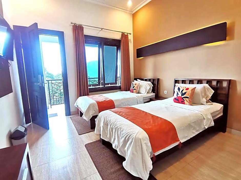 Avila Ketapan Rame Hotel