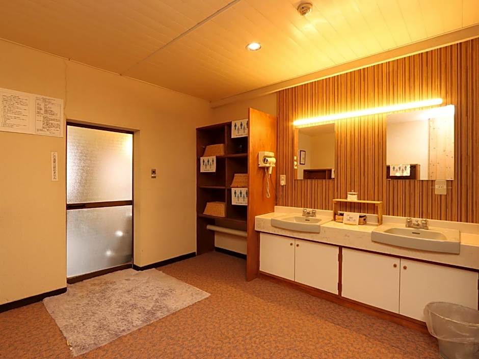 Hotel Cerulean Alpine