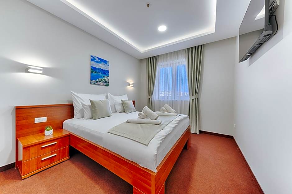 Photo 1 of 7 of Junior Suite