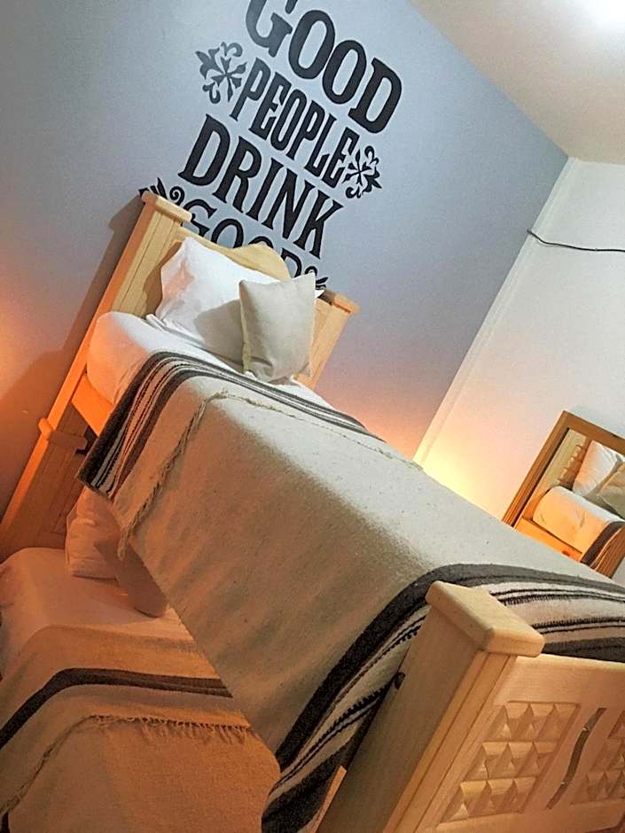 Mala Vecindad Beer Hotel