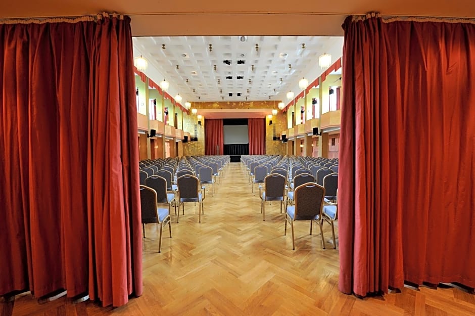 PK Parkhotel Kurhaus
