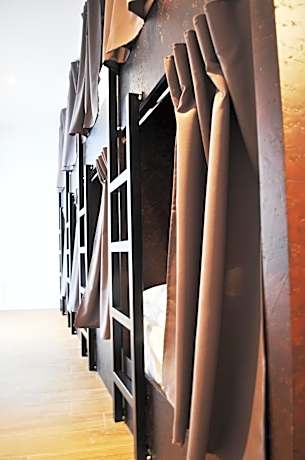 Bed in 8-Bed Mixed Dormitory Room