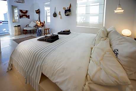 Balcony Room