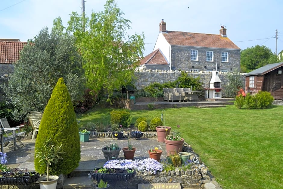 The Lawns Tea Room and B&B