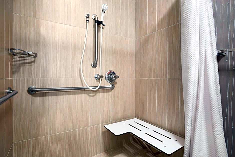 Courtyard by Marriott Springfield