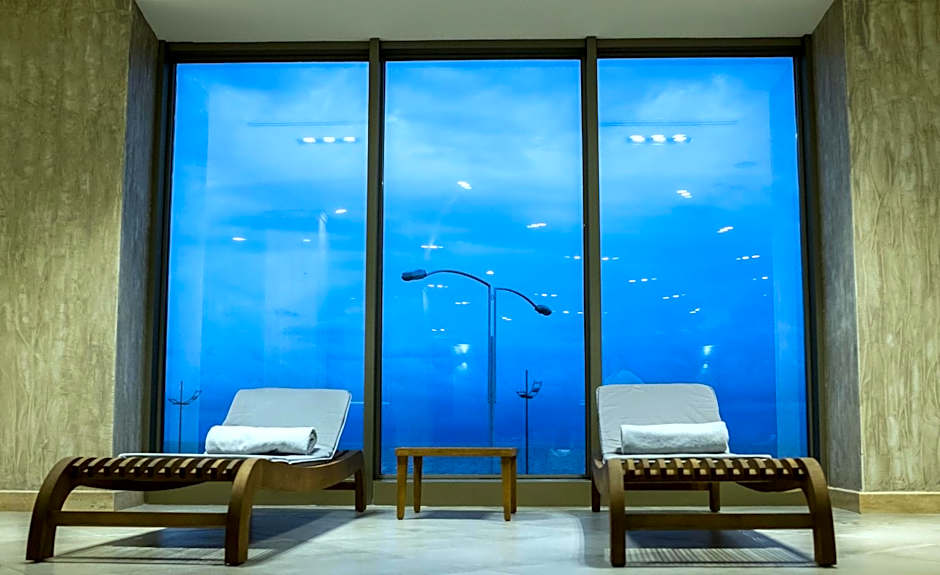Colosseum Marina Hotel