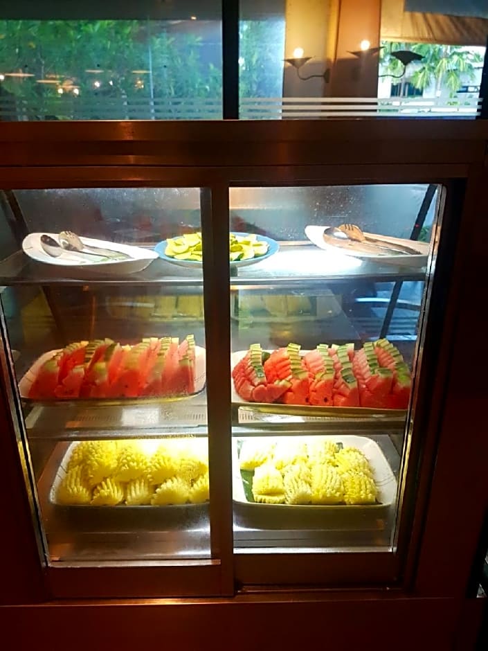 Ozone Condotel Kata Beach by Alpina