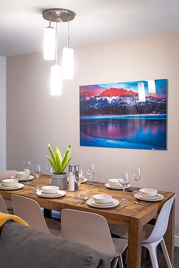 Alpine Escape by Revelstoke Vacations