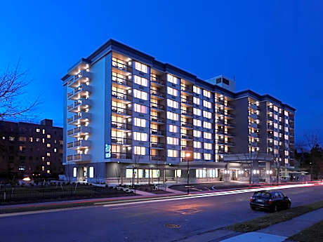 The Strathallan - A DoubleTree By Hilton