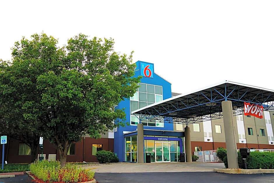 Motel 6-Caseyville, IL - Caseyville Il