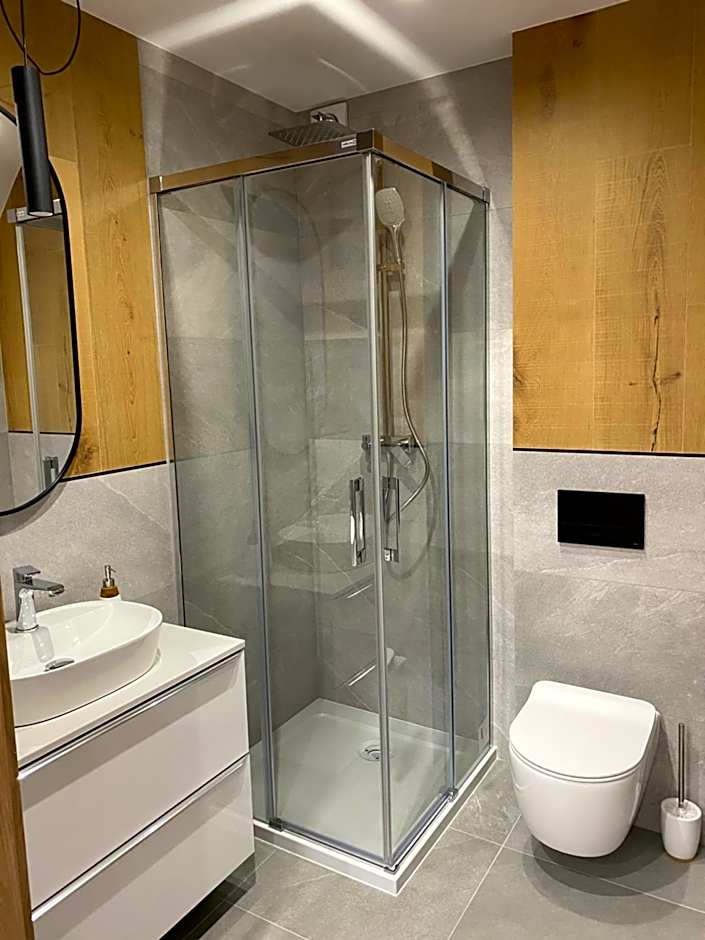 MODRZEW - noclegi w Pyzówce