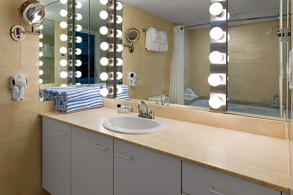 Coconut Malorie Resort Ocean City, an Ascend Collection Hotel