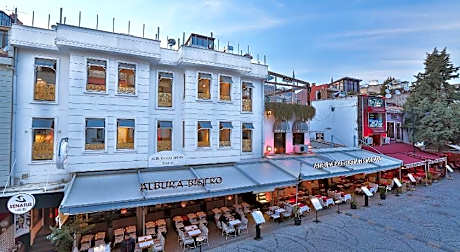 Senatus Hotel