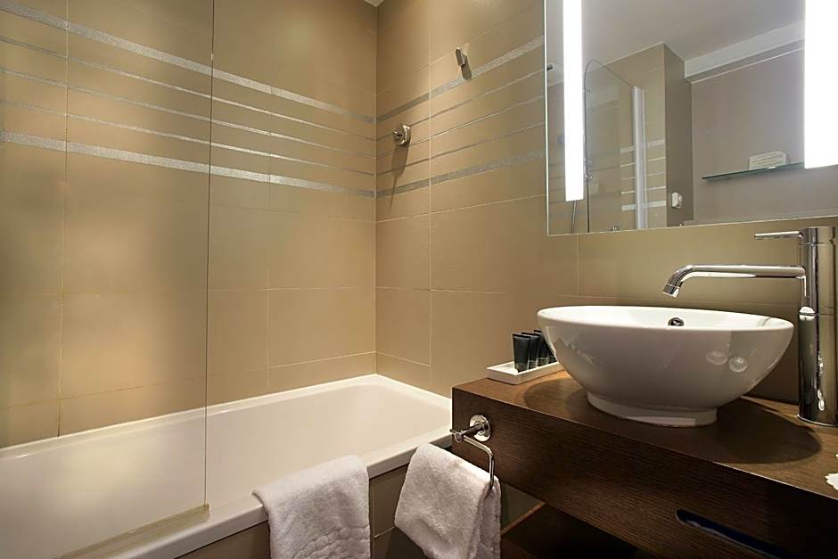 AC Hotel by Marriott Ambassadeur Antibes - Juan les Pins