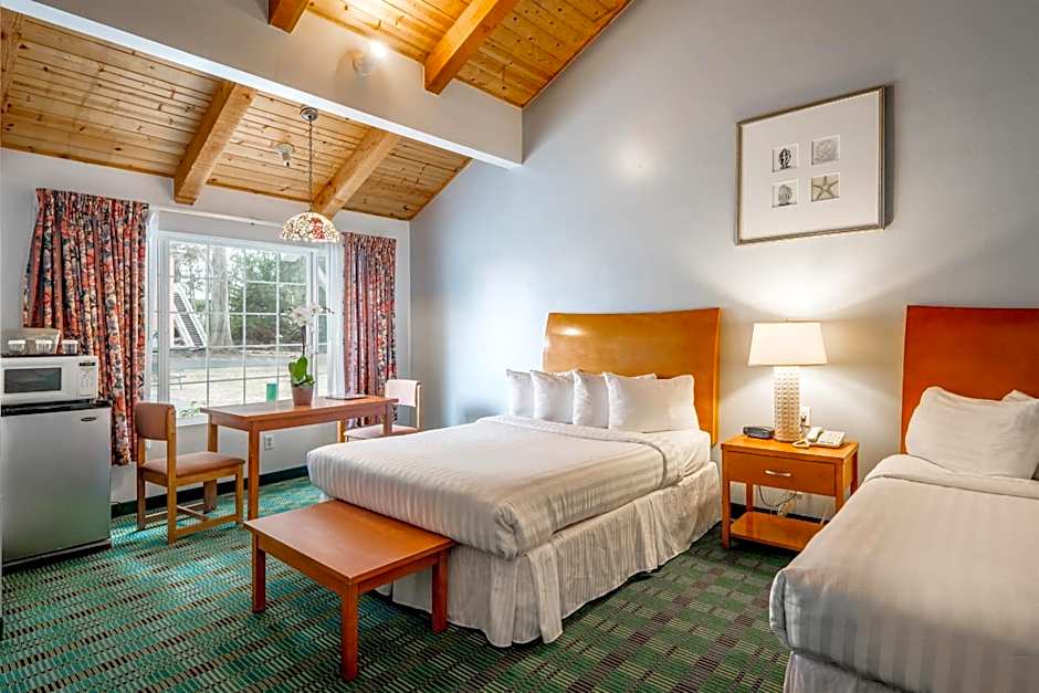 Butterfly Grove Inn